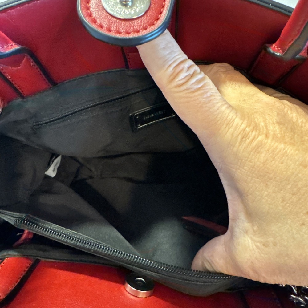 Nine West Red Satchel Purse‎ - Picture 6 of 13